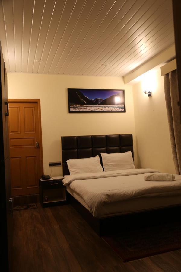 ガントク Denzong Khim Bed & Breakfast エクステリア 写真
