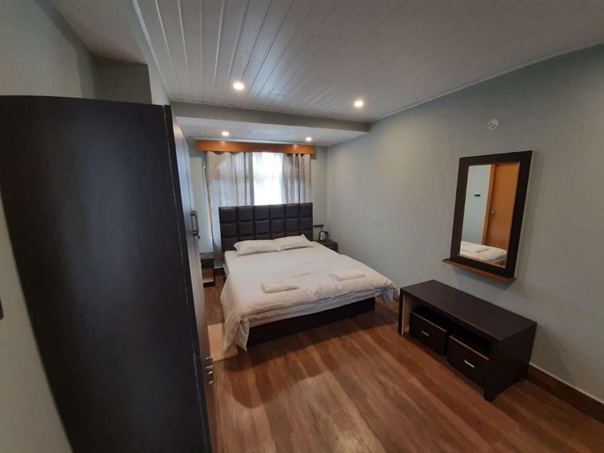 ガントク Denzong Khim Bed & Breakfast エクステリア 写真