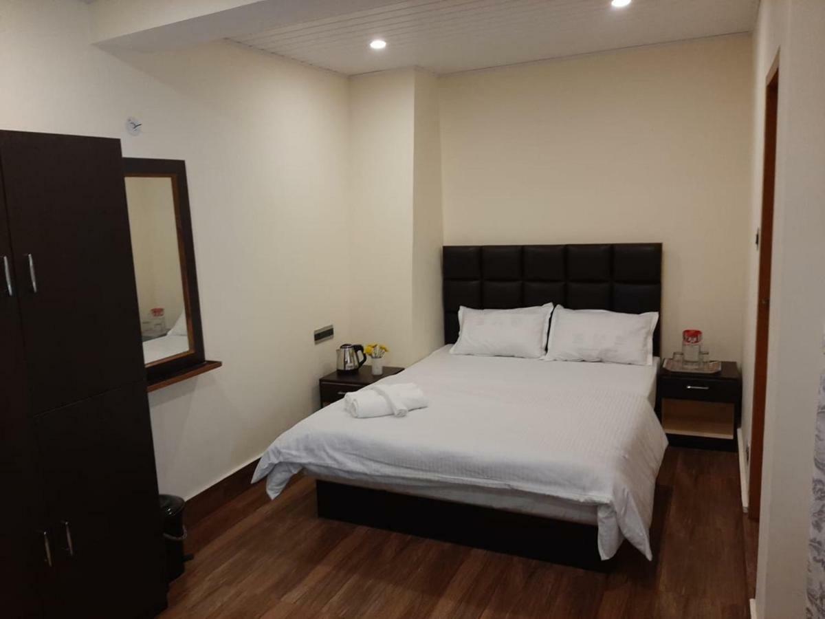 ガントク Denzong Khim Bed & Breakfast エクステリア 写真